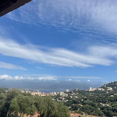 F3 6 Couchages * Ajaccio (Corsica)