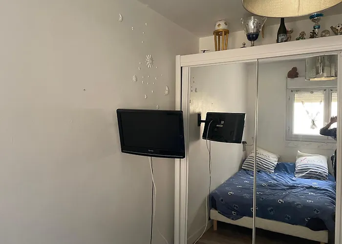 F3 6 Couchages * Ajaccio (Corsica)