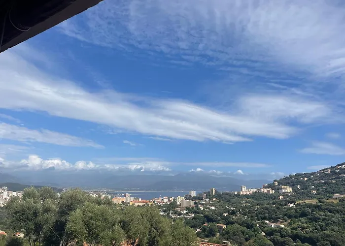 F3 6 Couchages * Ajaccio (Corsica)